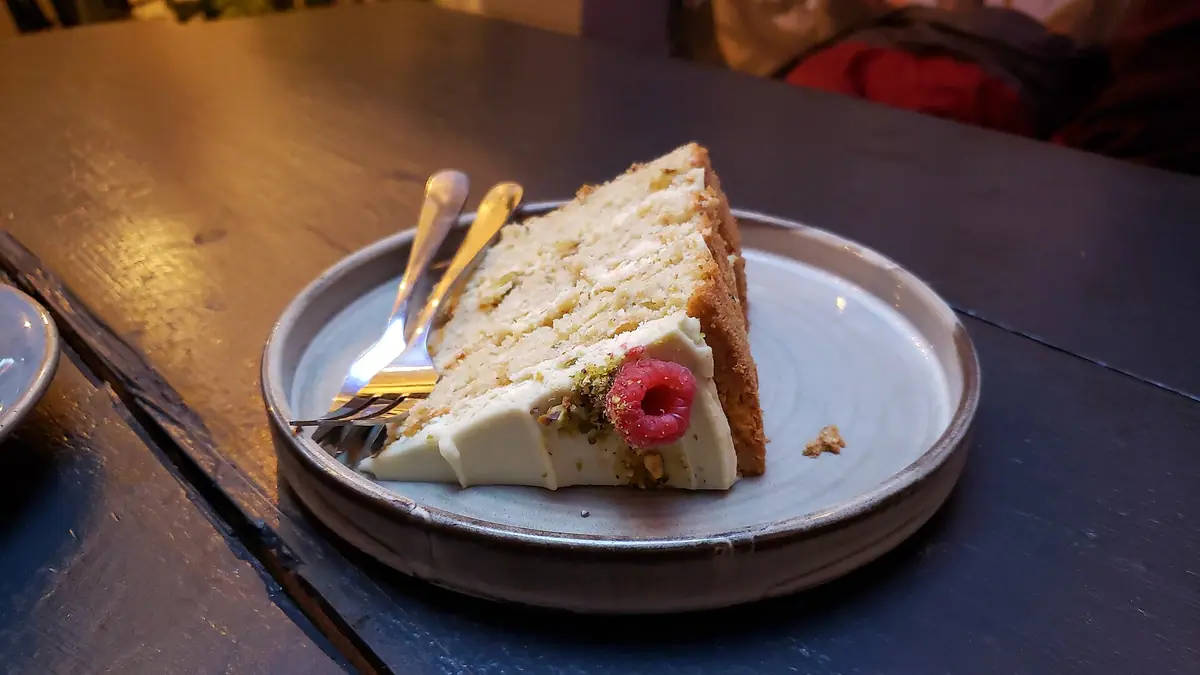 Greenwich Morning – vegan bakery in London town centre